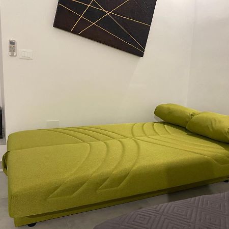 فيلا نوتوفي Rossaroll One Park Free المظهر الخارجي الصورة